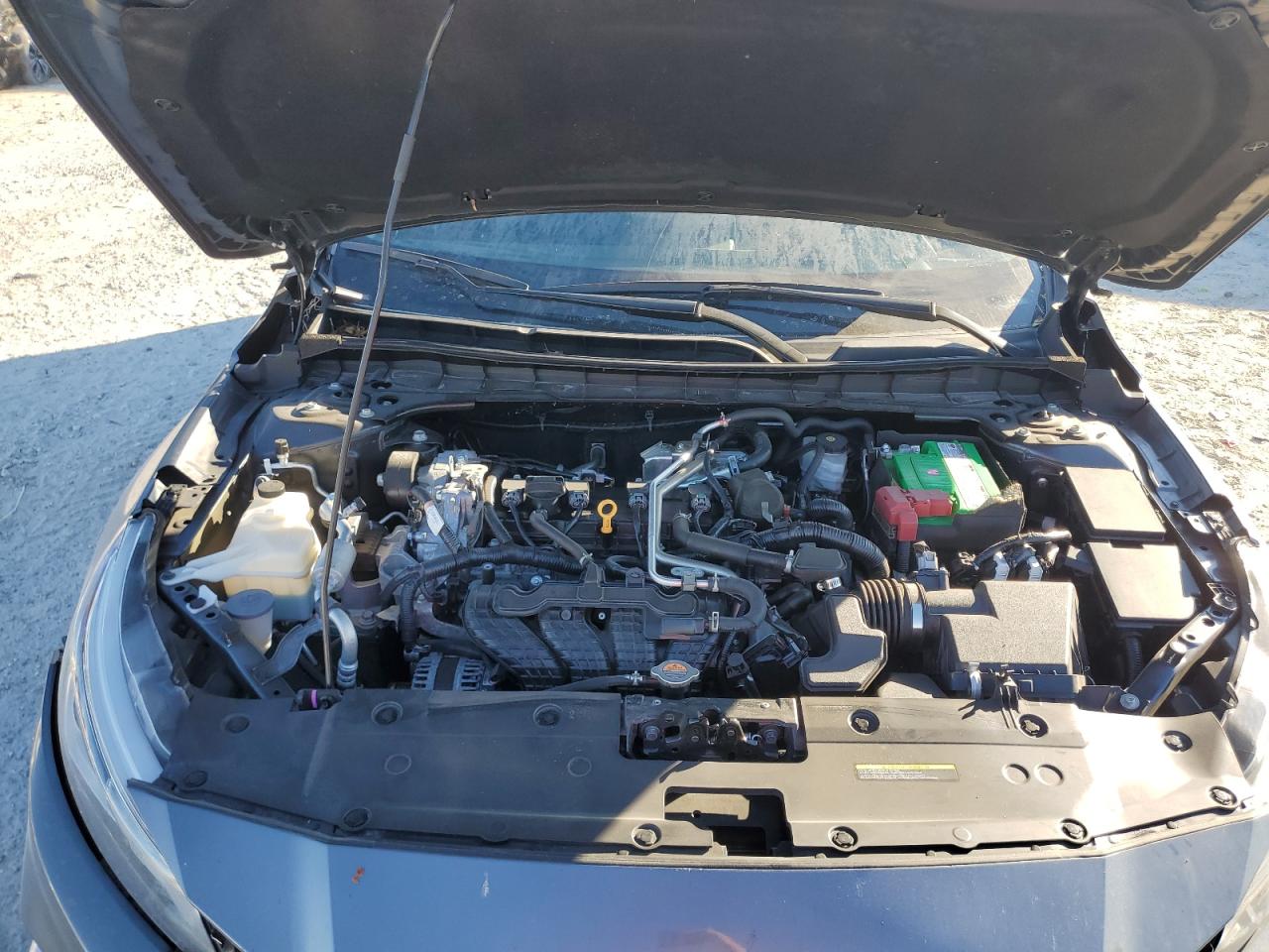 2021 Nissan Altima - Image 12