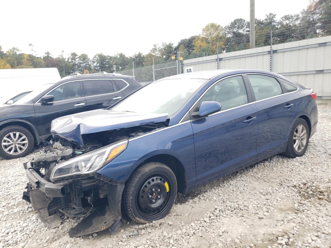 5NPE24AF7HH540583 2017 HYUNDAI SONATA - Image 1