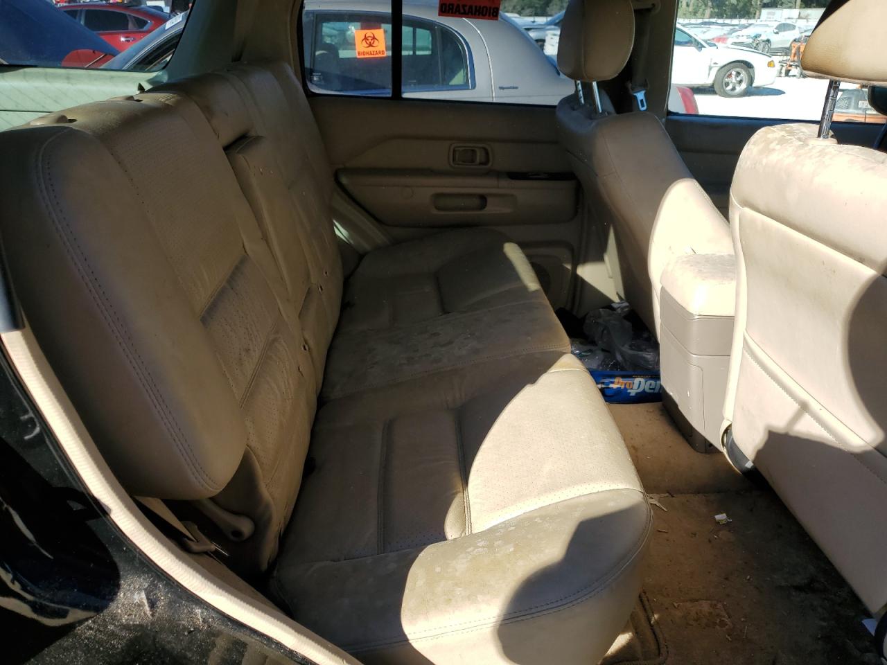 2001 Nissan Pathfinder - Image 11