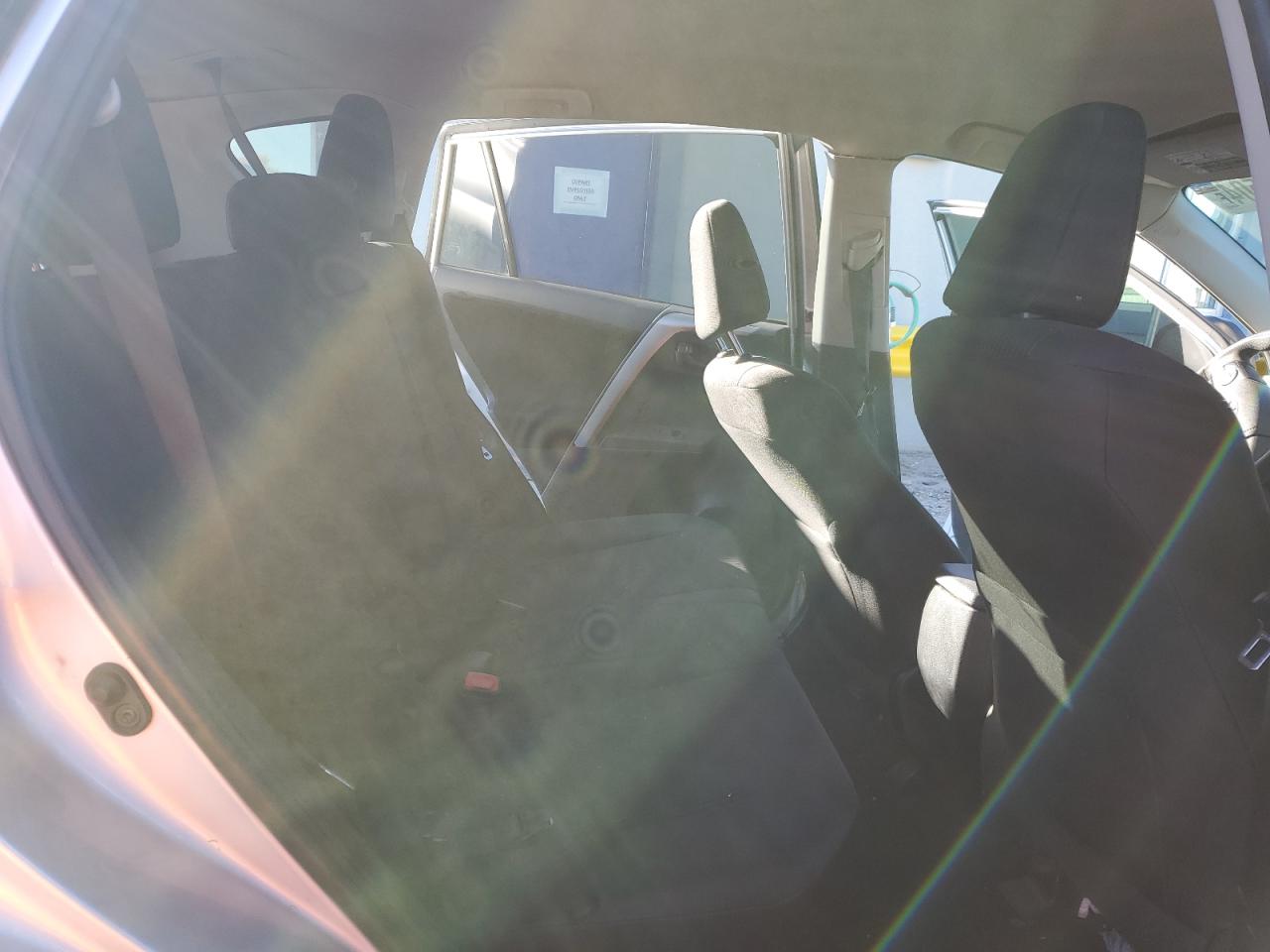2015 Toyota RAV 4 - Image 12