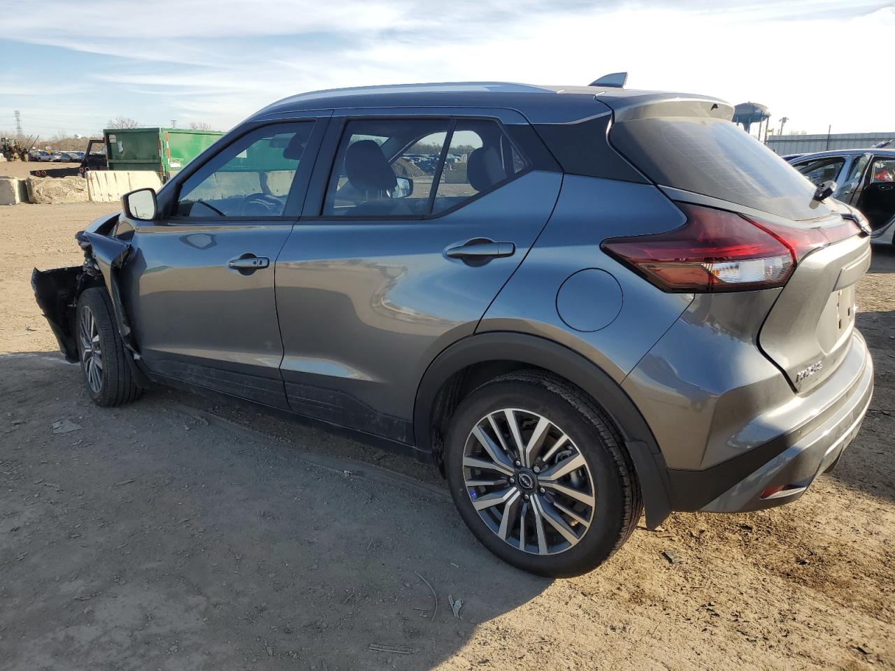 2024 Nissan Kicks - Image 2