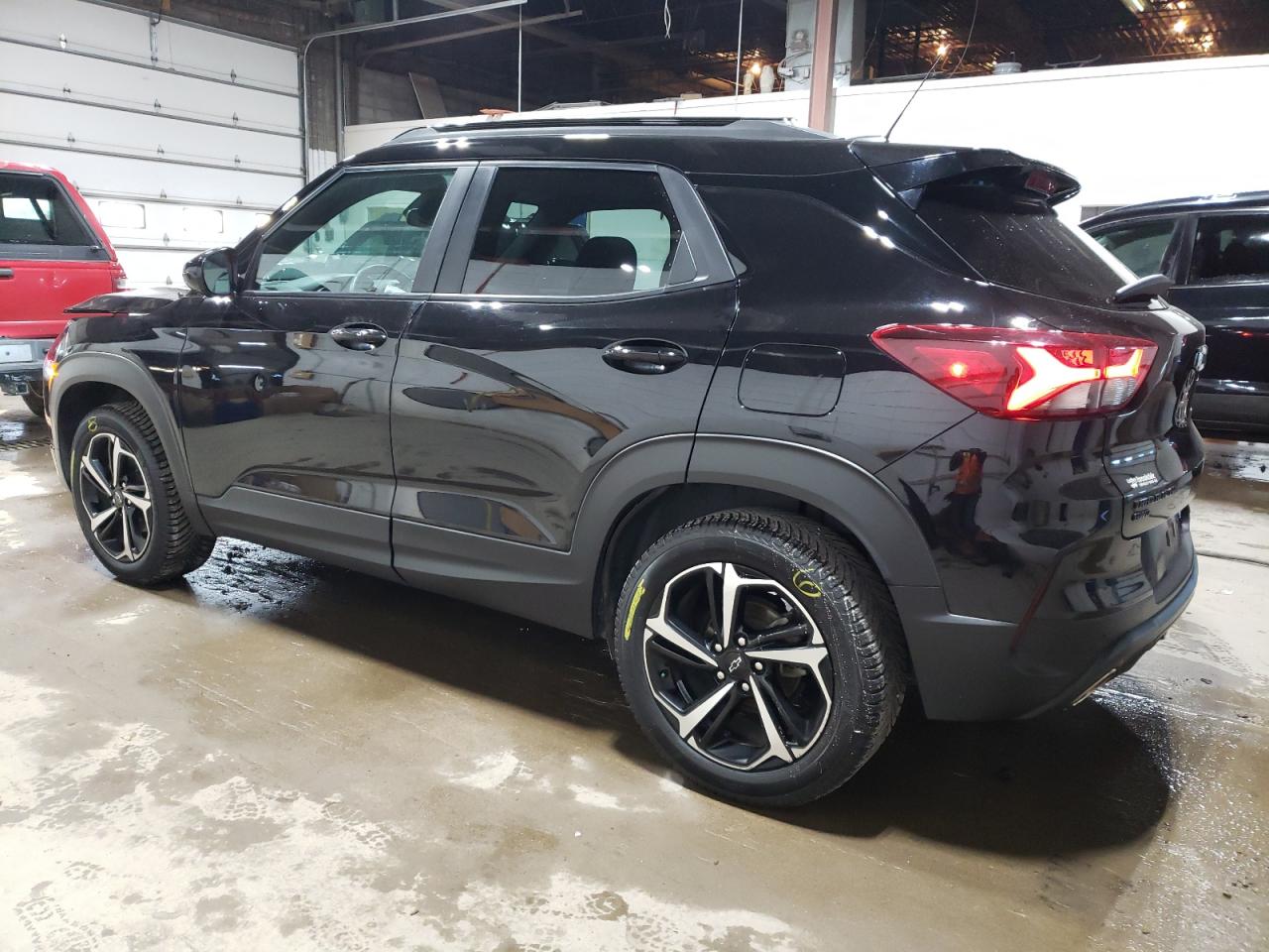 2021 Chevrolet TrailBlazer - Image 2
