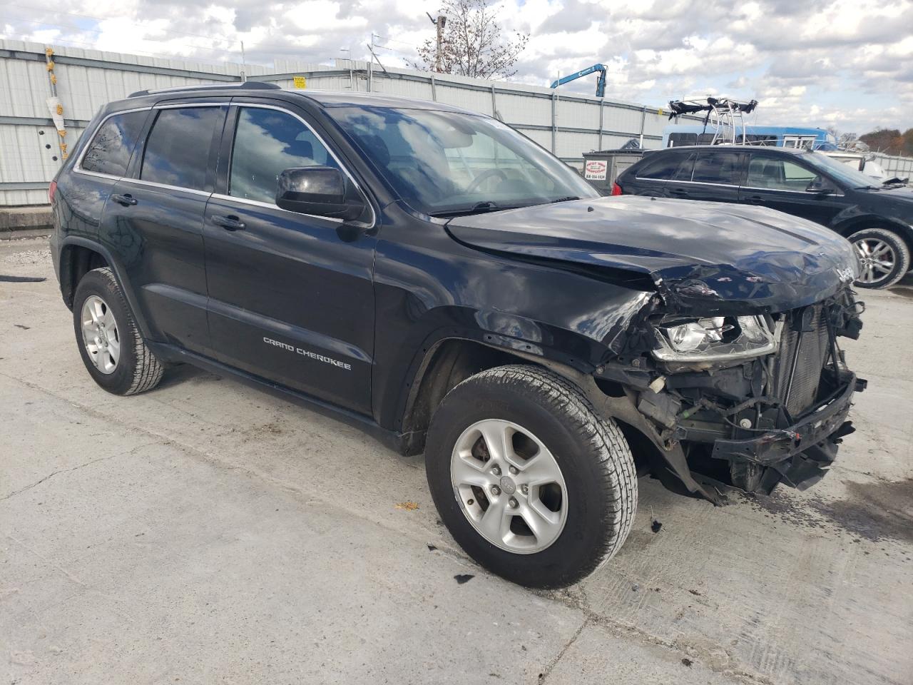 2015 Jeep Grand Cherokee - Image 4