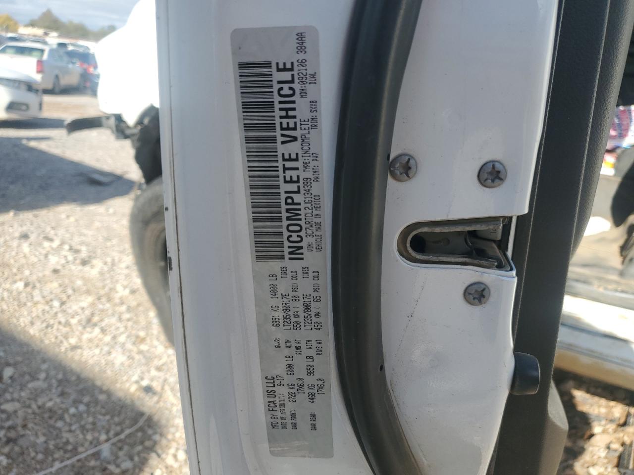 2018 RAM 3500 - Image 13