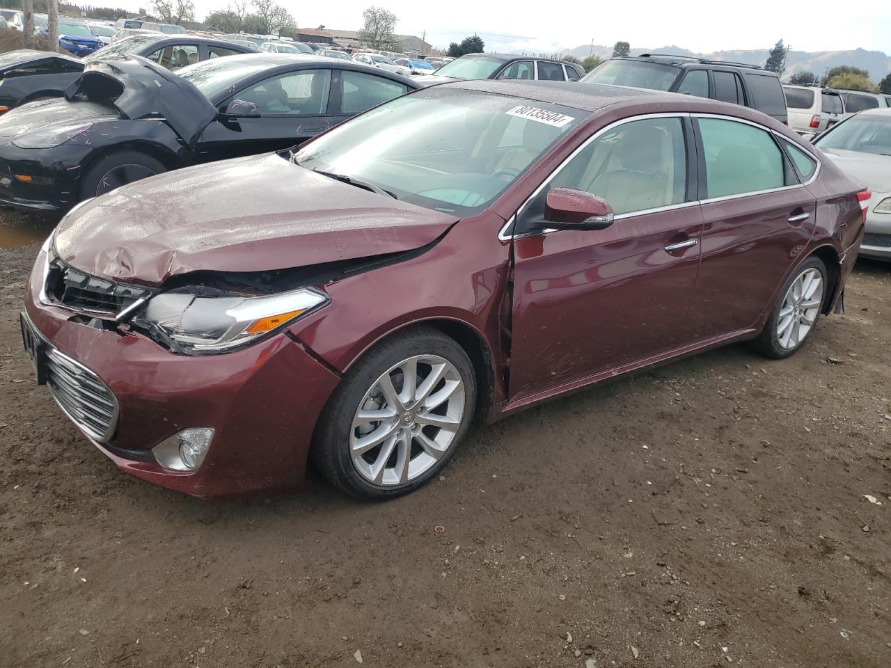 2013 TOYOTA AVALON