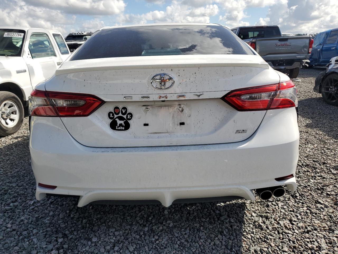 2018 Toyota Camry L VIN: 4T1B11HK5JU543075 Lot: 80244504