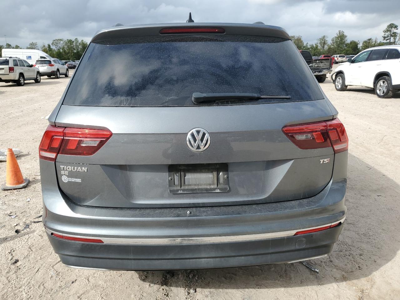 2018 Volkswagen Tiguan Se VIN: 3VV3B7AX0JM131991 Lot: 80017444