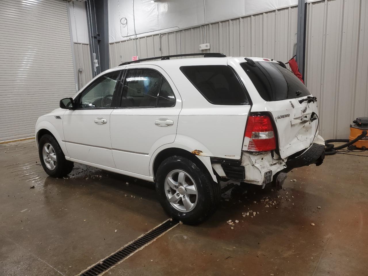 2009 Kia Sorento - Image 2