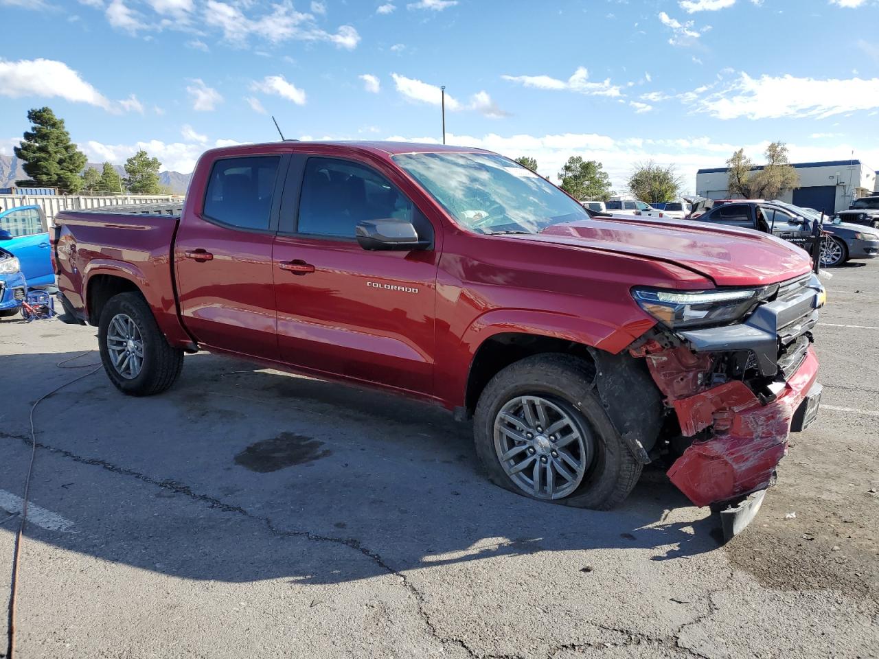 VIN 1GCPTCEK4P1263579 2023 CHEVROLET COLORADO no.4