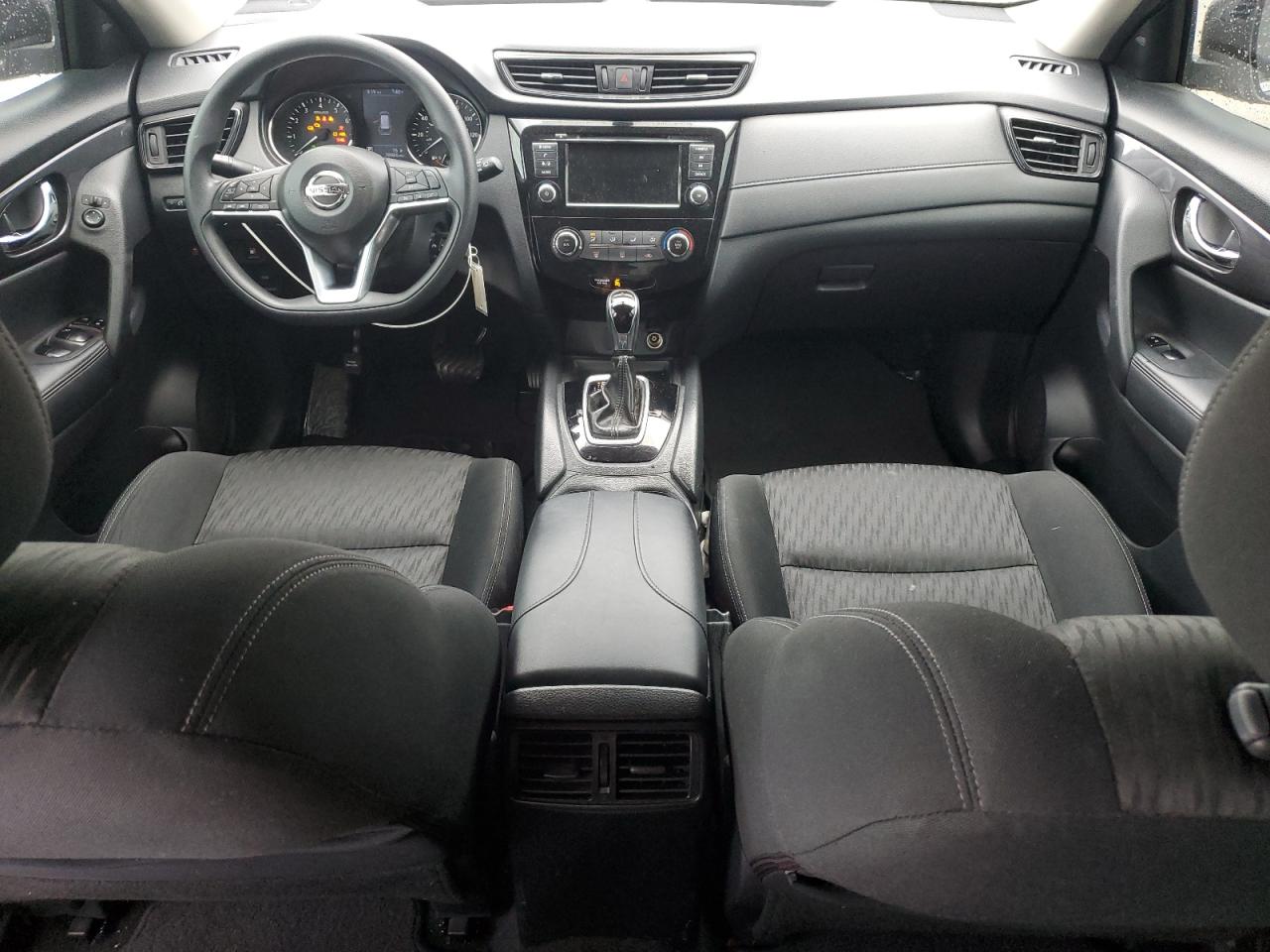 2018 Nissan Rogue - Image 8