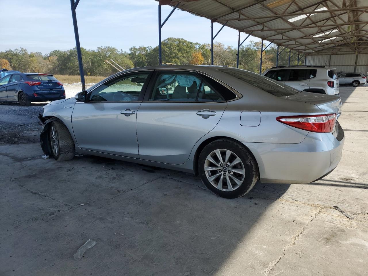 VIN 4T1BD1FK2HU215360 2017 TOYOTA CAMRY no.2