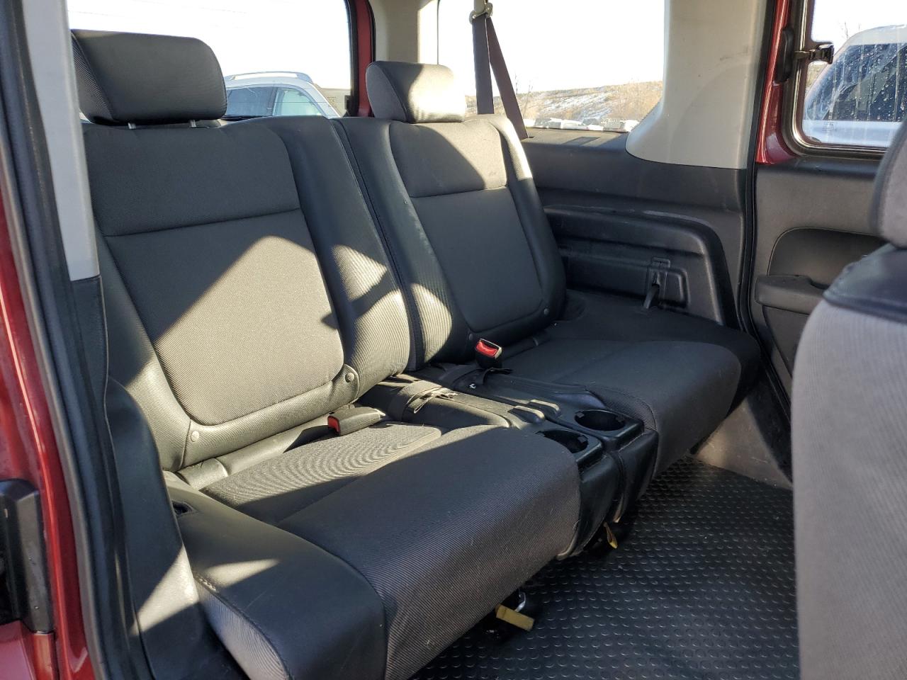 2006 Honda Element - Image 11