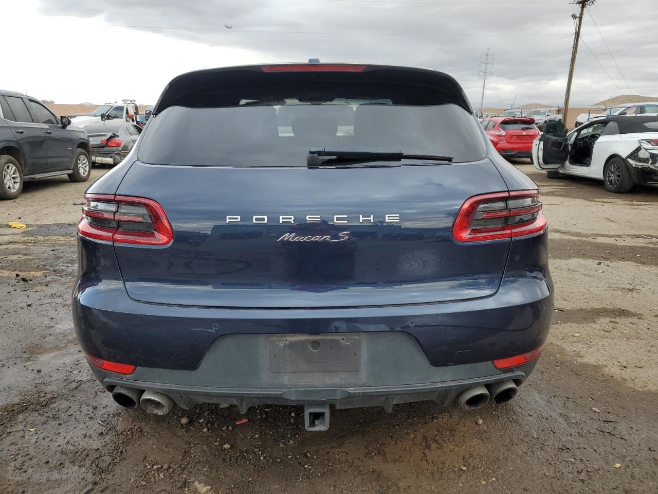 2016 Porsche Macan - Image 6
