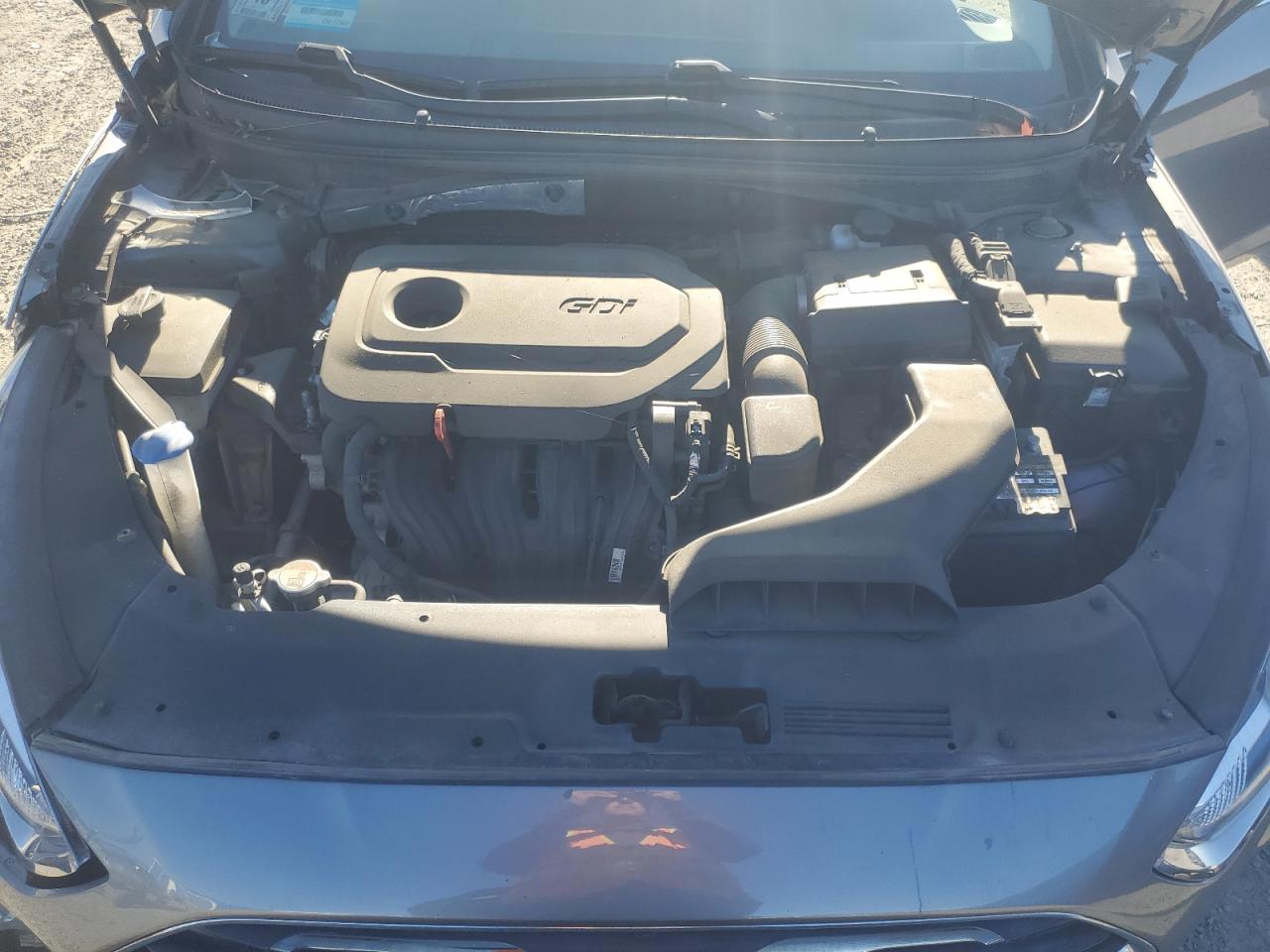 2018 Hyundai Sonata - Image 11