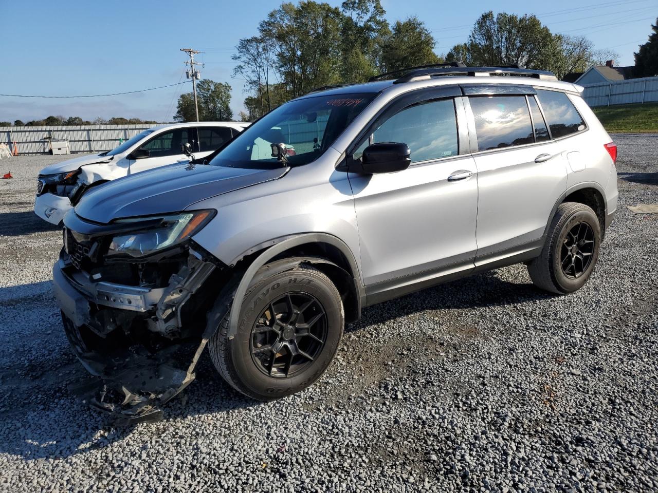 2019 Honda Passport - Image 1