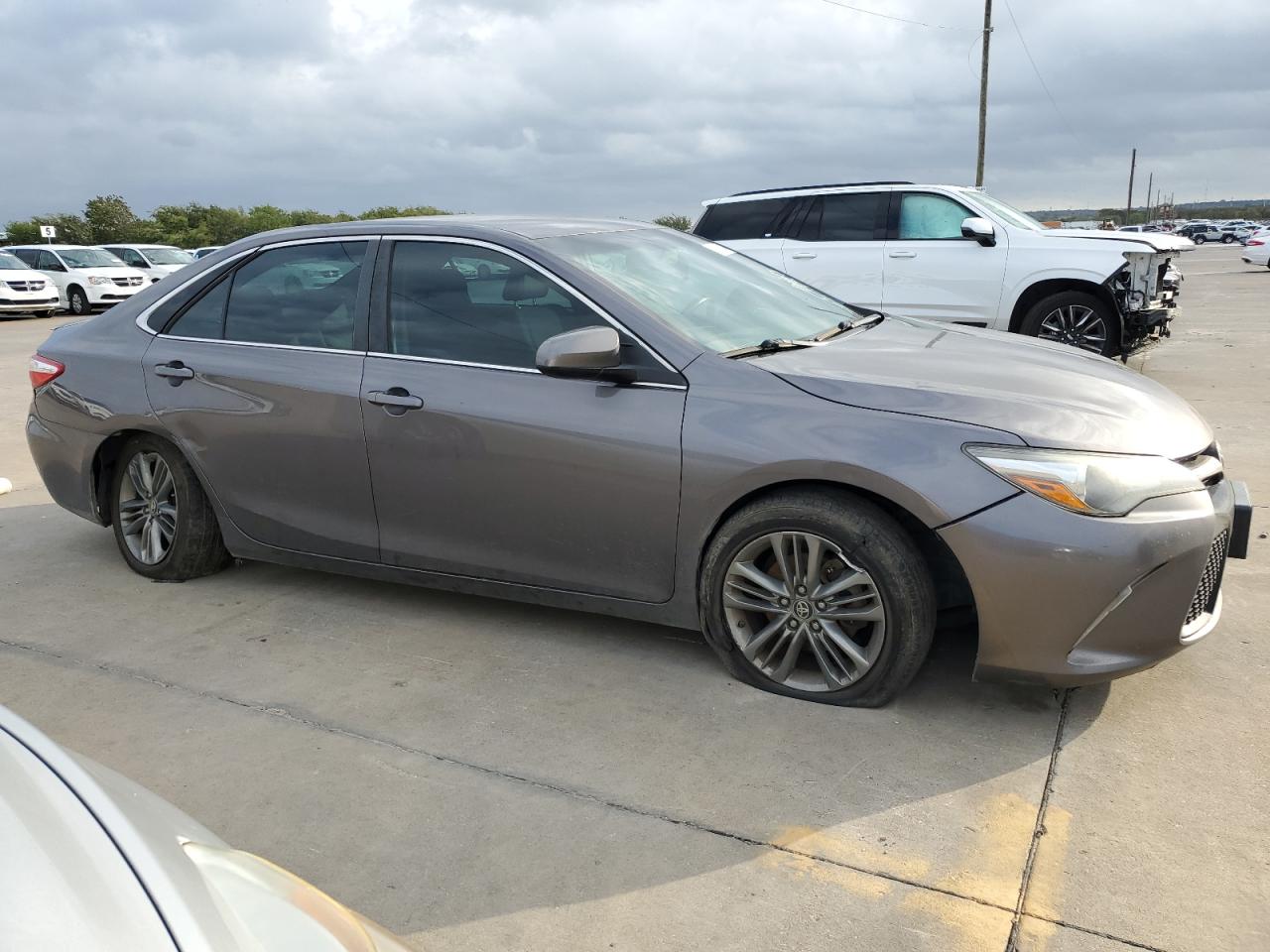 2017 Toyota Camry - Image 4