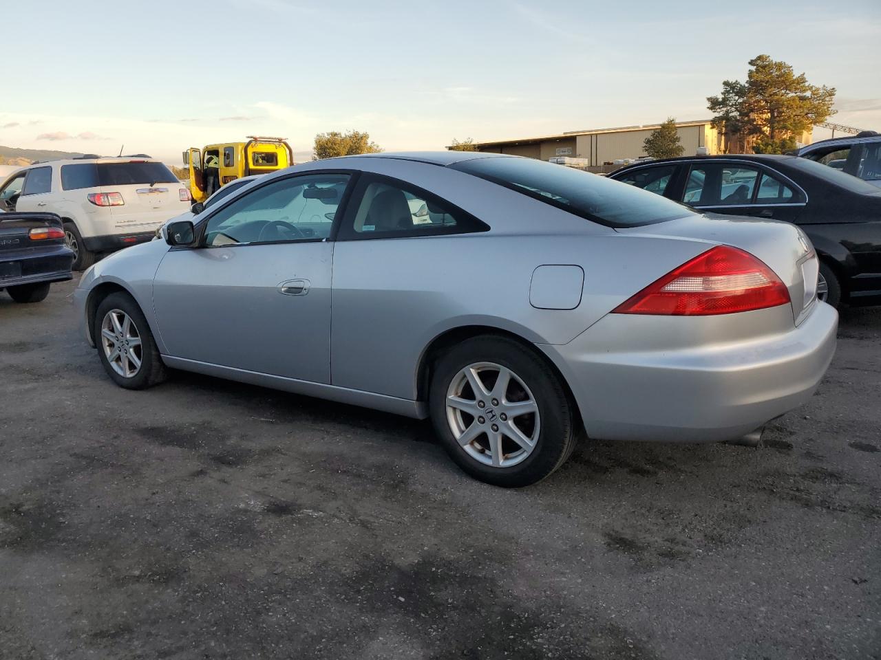 2003 Honda Accord - Image 2
