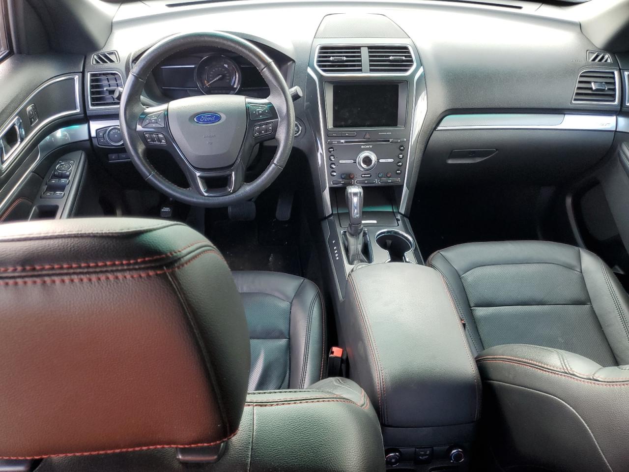 2017 Ford Explorer - Image 8