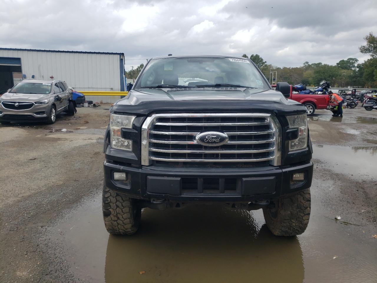 2017 Ford F-150 - Image 5