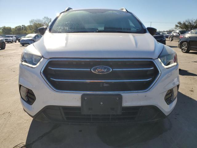  FORD ESCAPE 2018 Білий