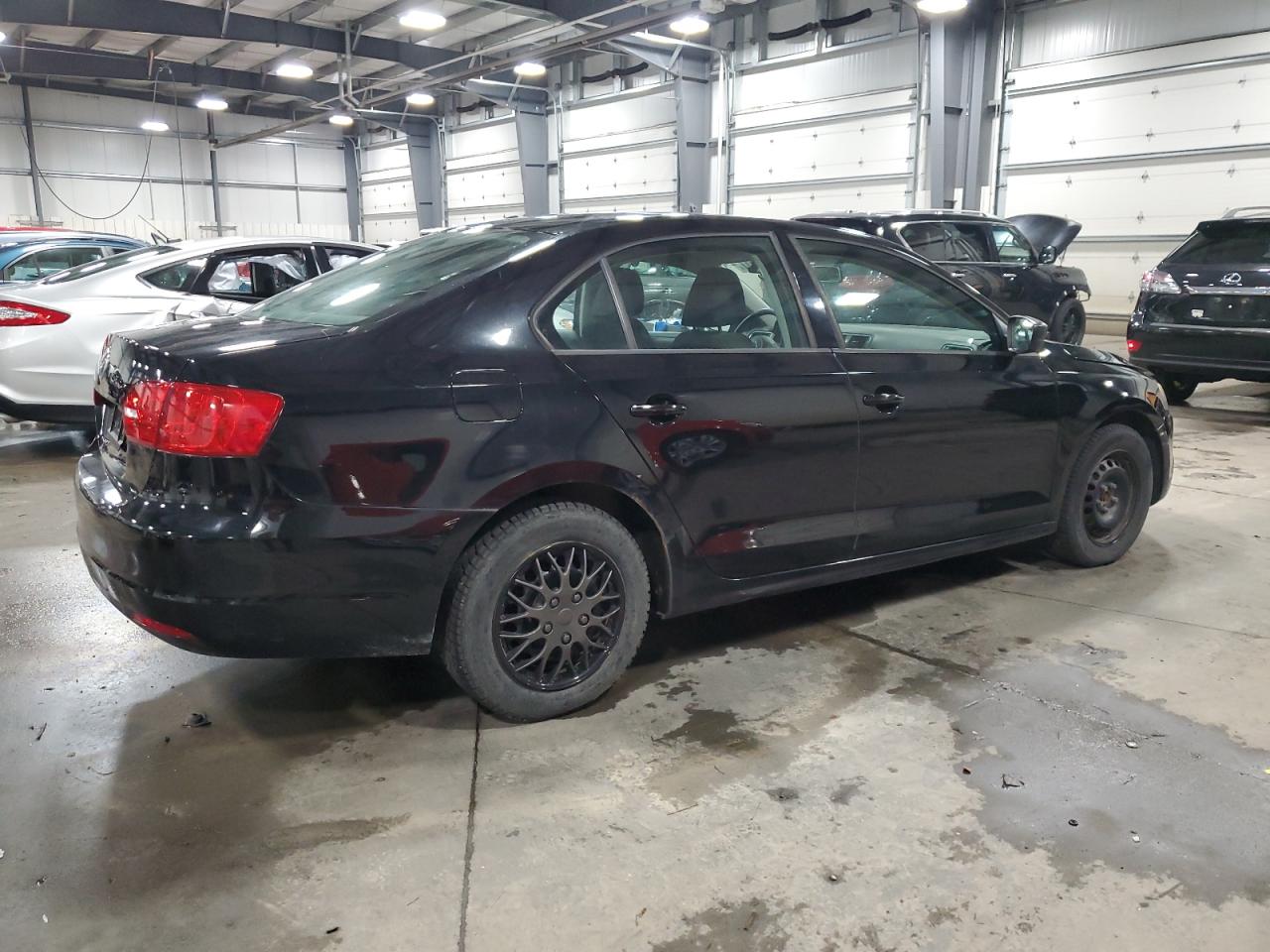 2014 Volkswagen Jetta - Image 3
