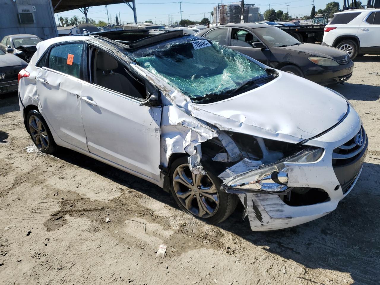 2013 Hyundai Elantra - Image 4