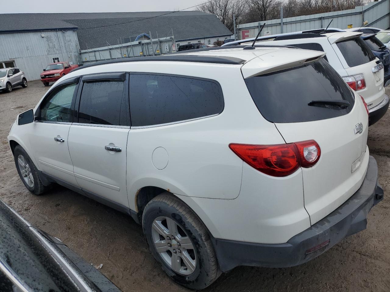2011 Chevrolet Traverse - Image 2