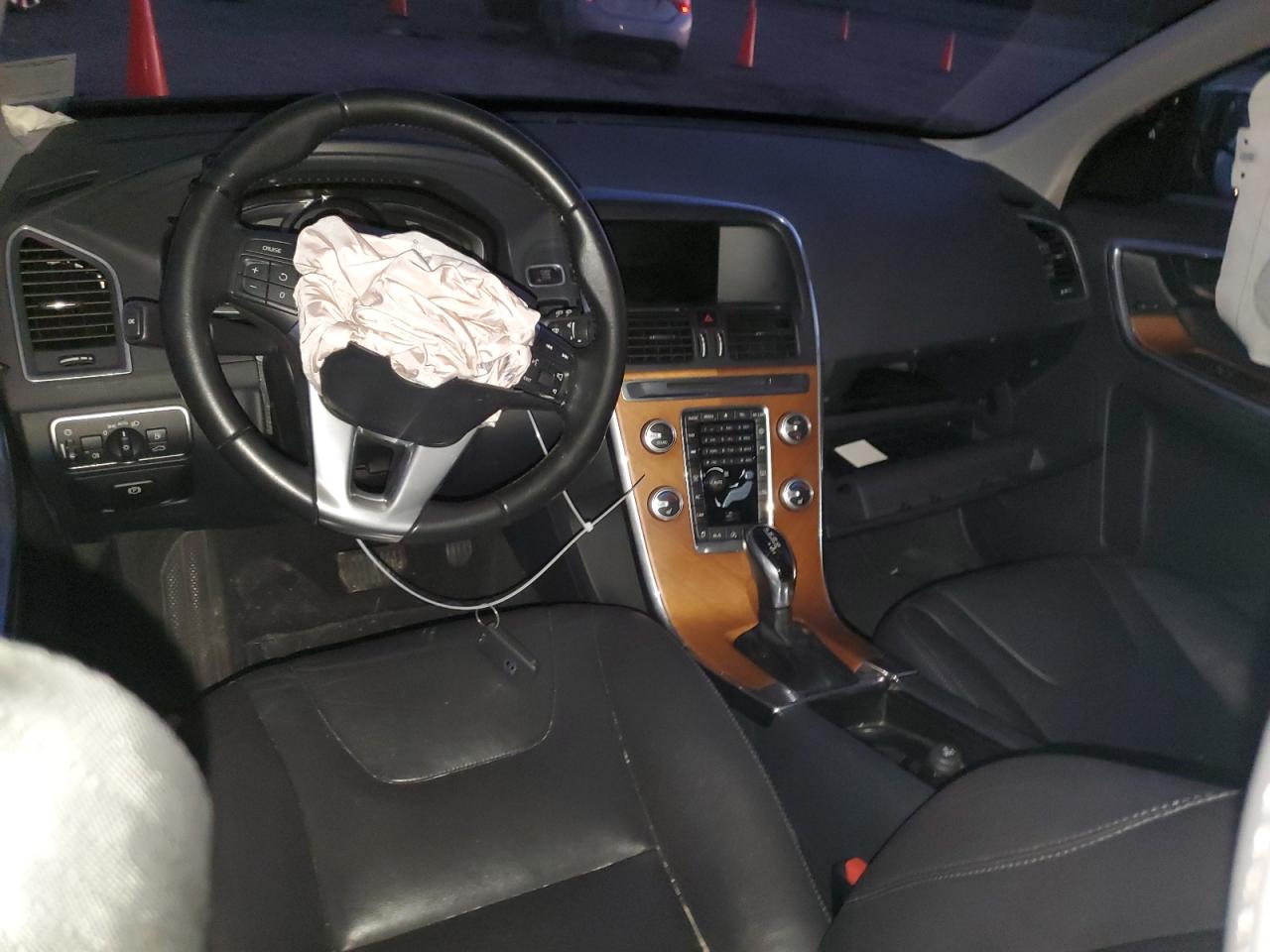 2017 Volvo Xc60 T6 Inscription VIN: YV449MRU9H2013041 Lot: 82213864