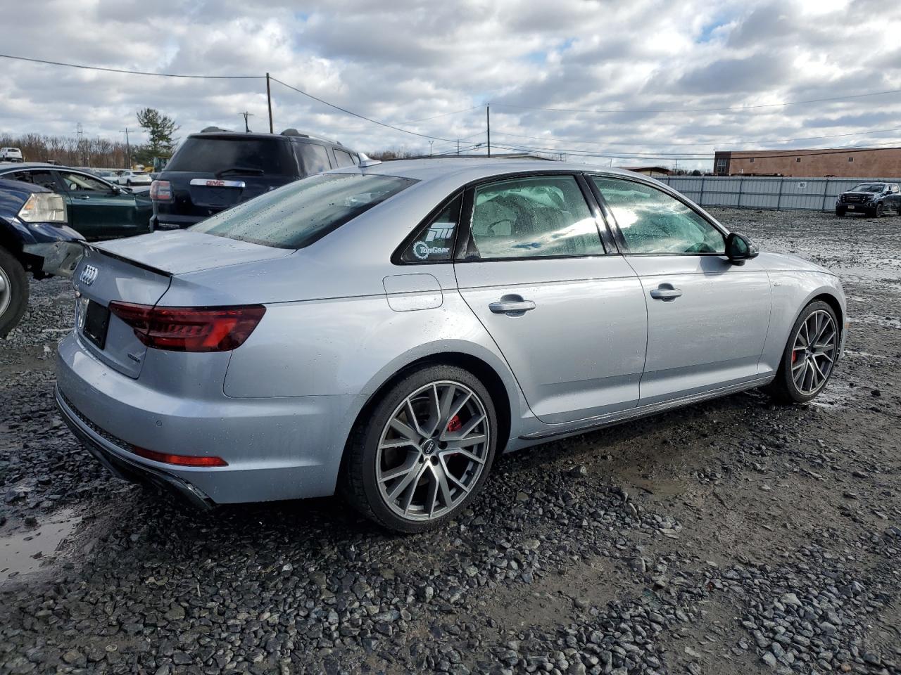 VIN WAUENAF48KA100686 2019 AUDI A4 no.3