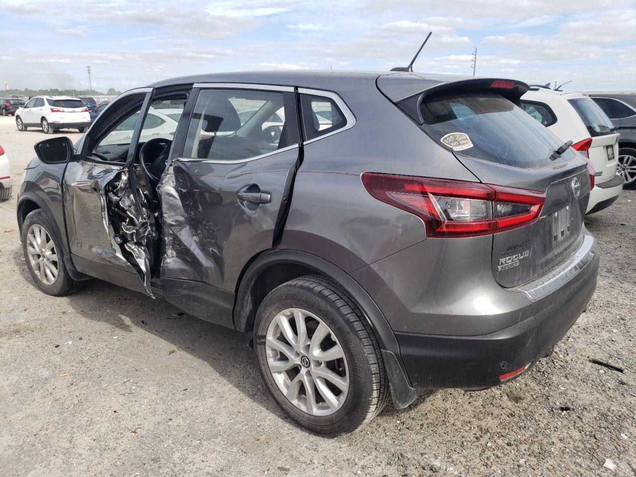 2021 Nissan Rogue - Image 2