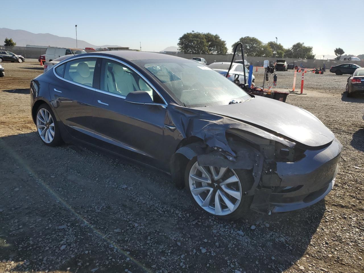 VIN 5YJ3E1EA9JF155929 2018 TESLA MODEL 3 no.4