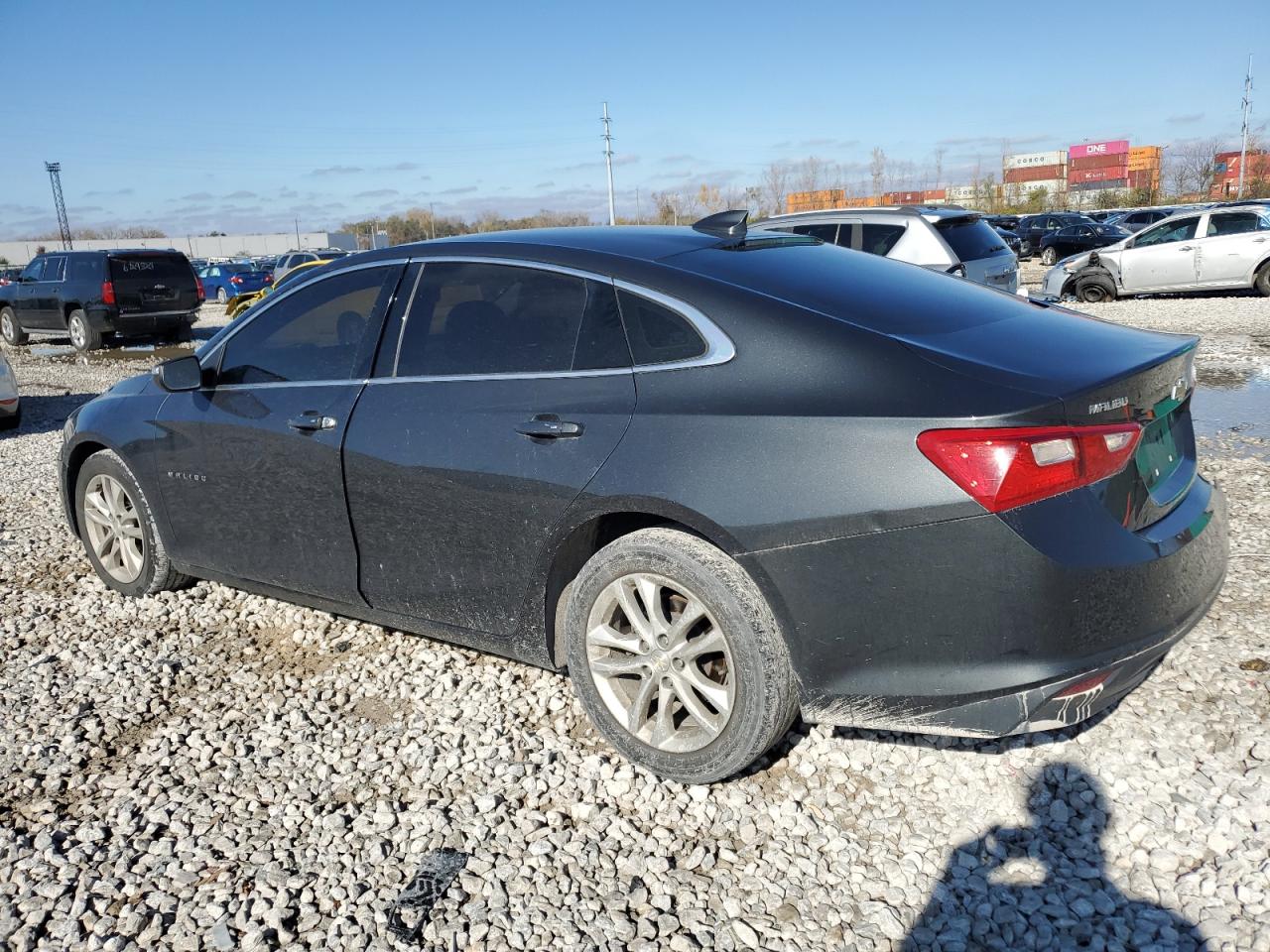 2018 Chevrolet Malibu - Image 2