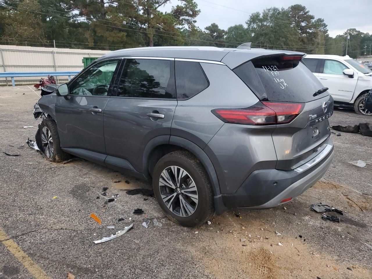 2021 Nissan Rogue - Image 2
