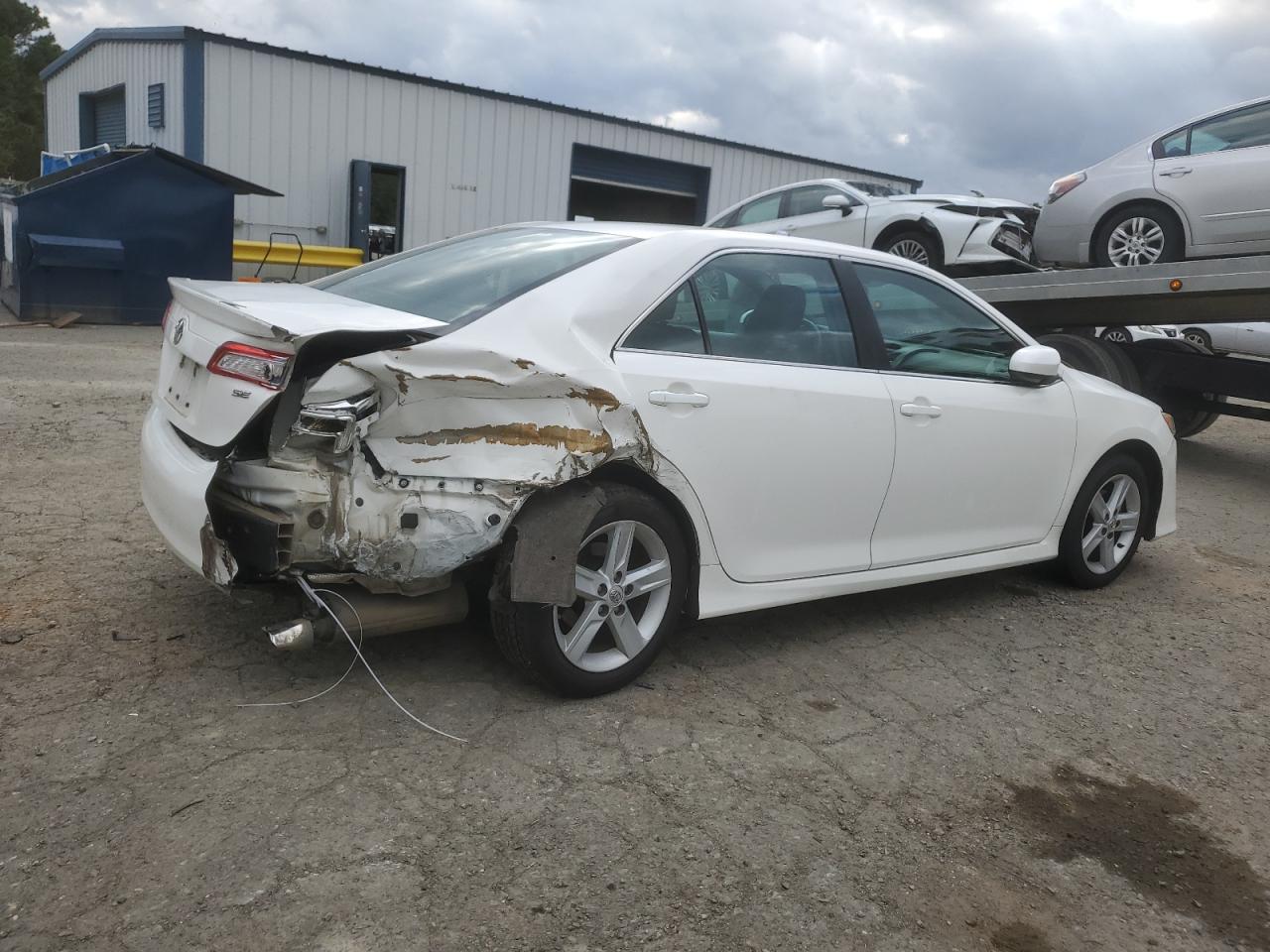 VIN 4T1BF1FK6DU692619 2013 TOYOTA CAMRY no.3