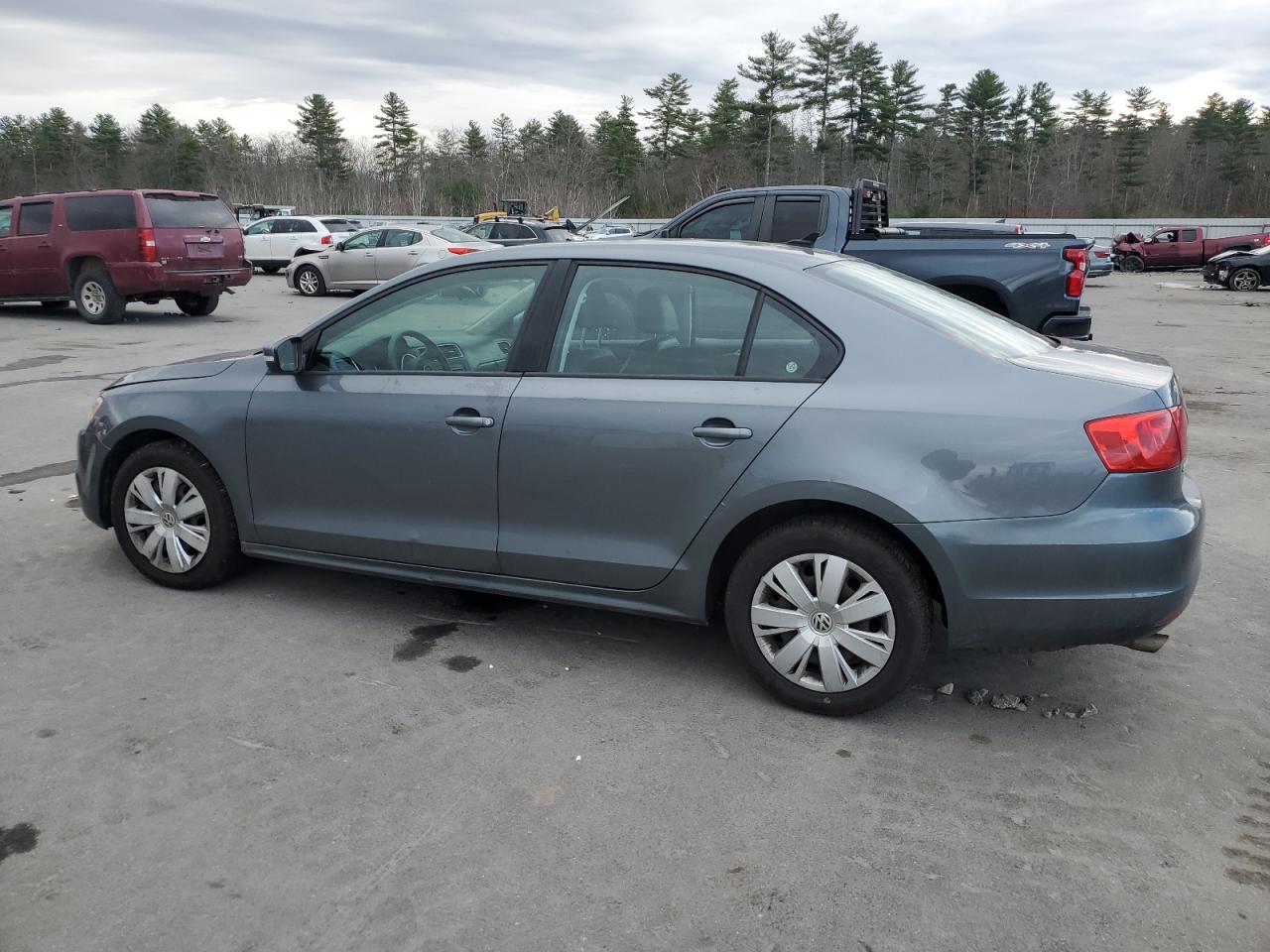 2014 Volkswagen Jetta - Image 2