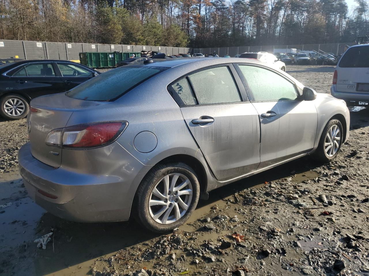 2012 Mazda 3 - Image 3