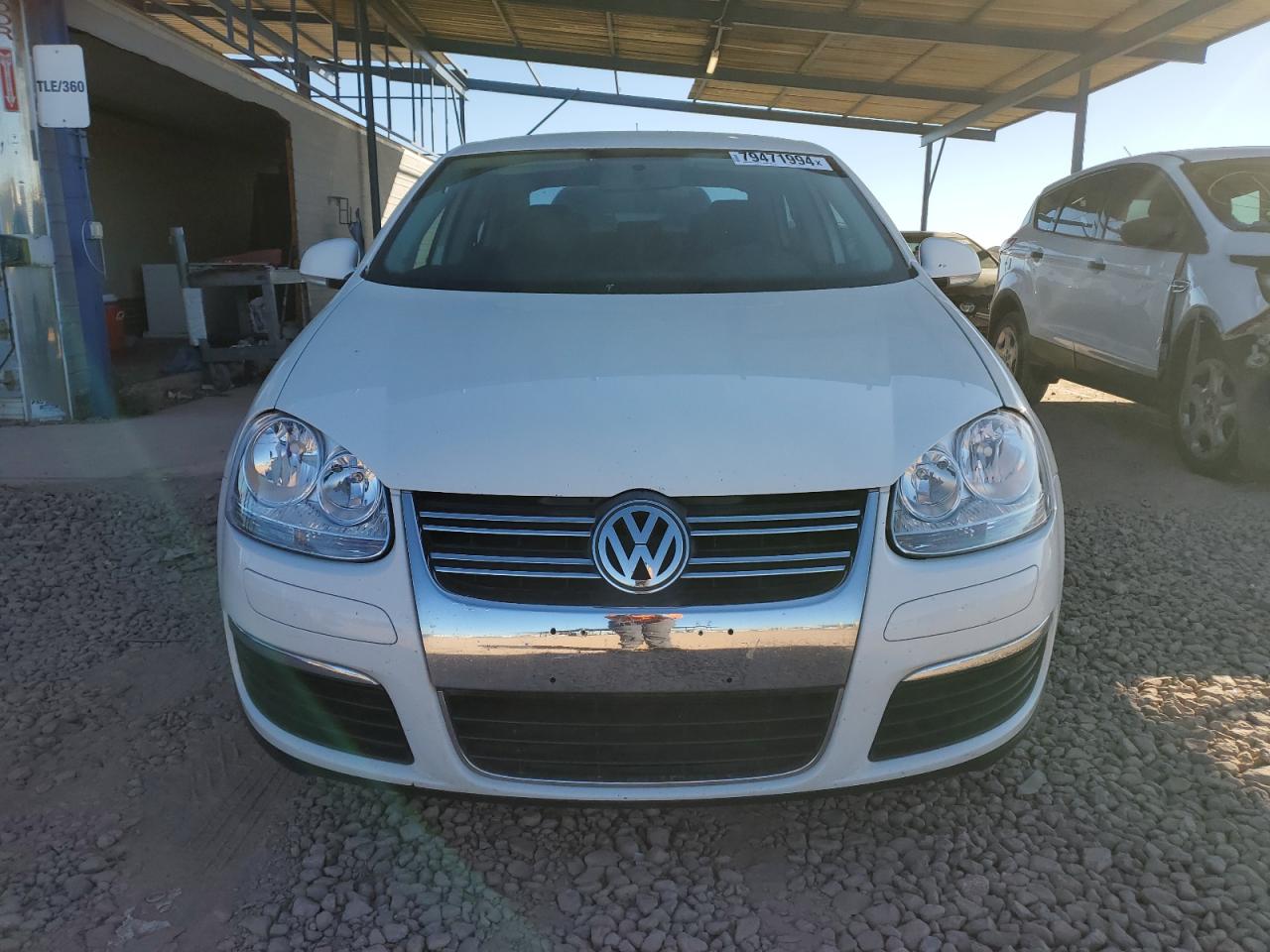 2010 Volkswagen Jetta - Image 5