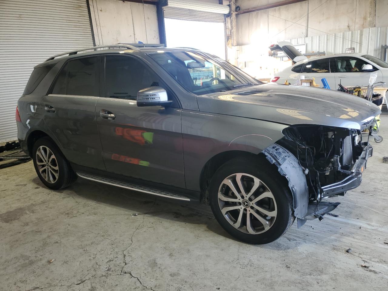 VIN 4JGDA5JB1JB047342 2018 MERCEDES-BENZ GLE-CLASS no.4