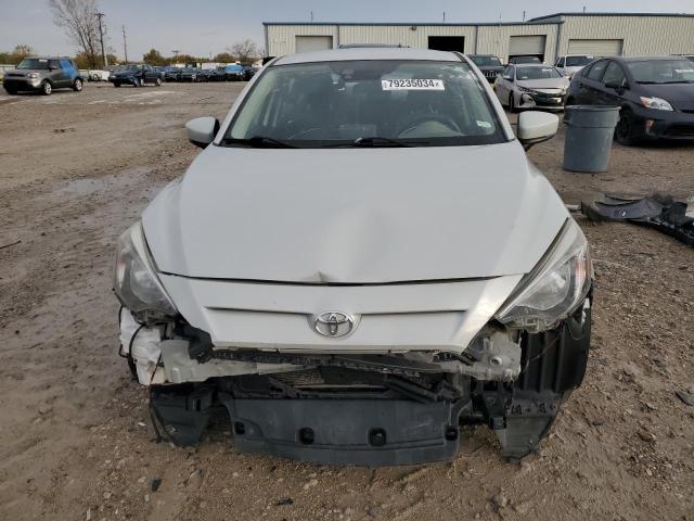  TOYOTA YARIS 2019 Белый