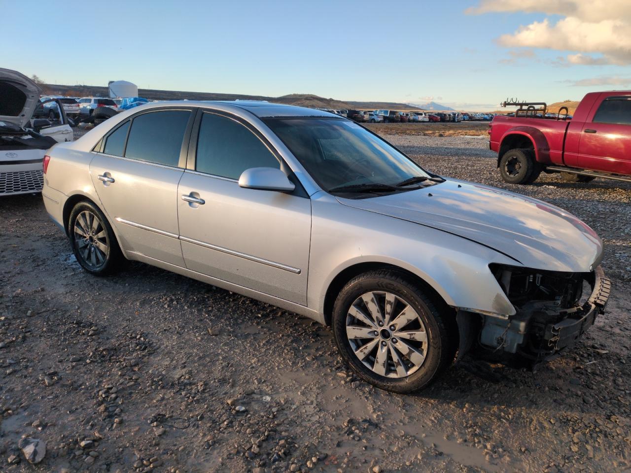 2009 Hyundai Sonata - Image 4