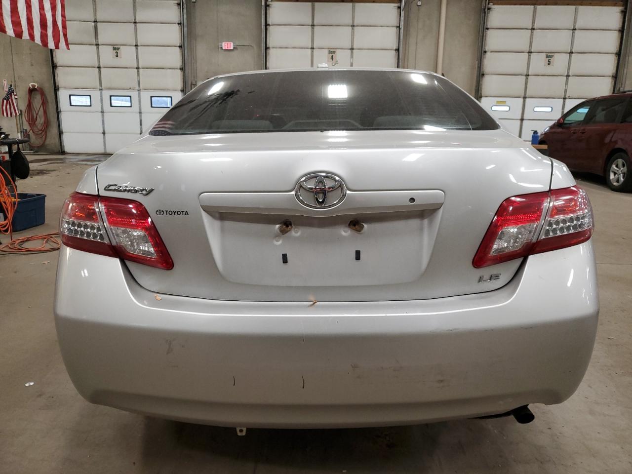2010 Toyota Camry - Image 6