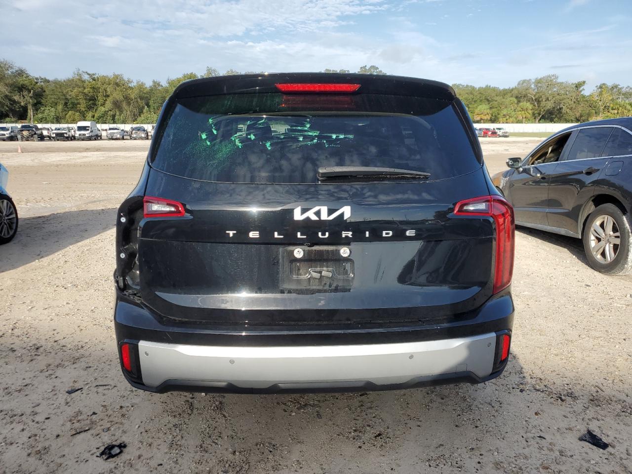 2024 Kia Telluride - Image 6