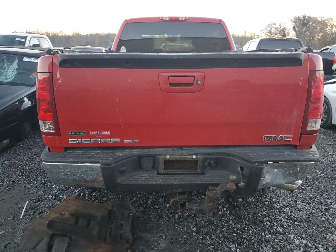 2010 GMC Sierra - Image 6