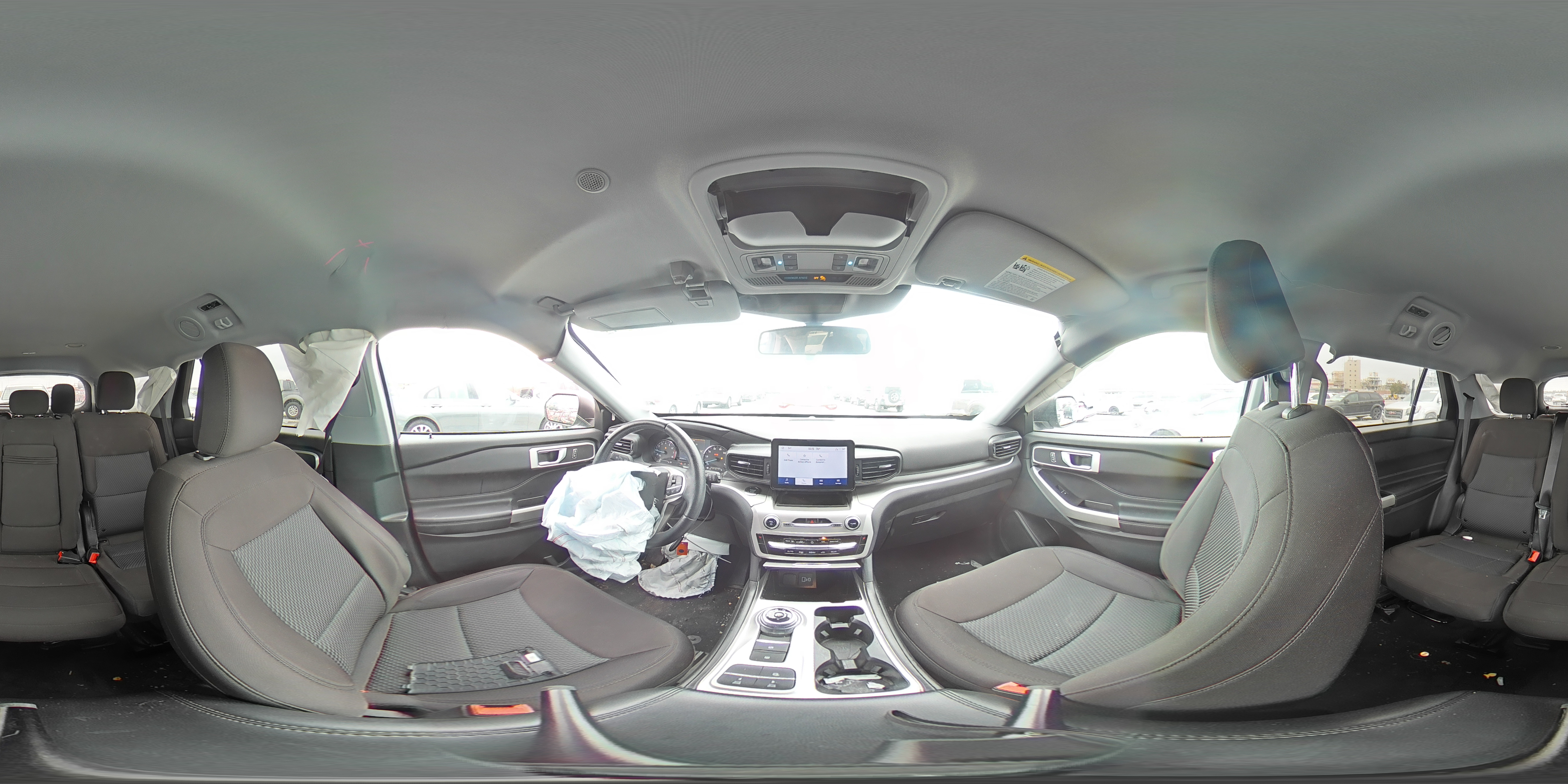 2022 Ford Explorer - Image 14