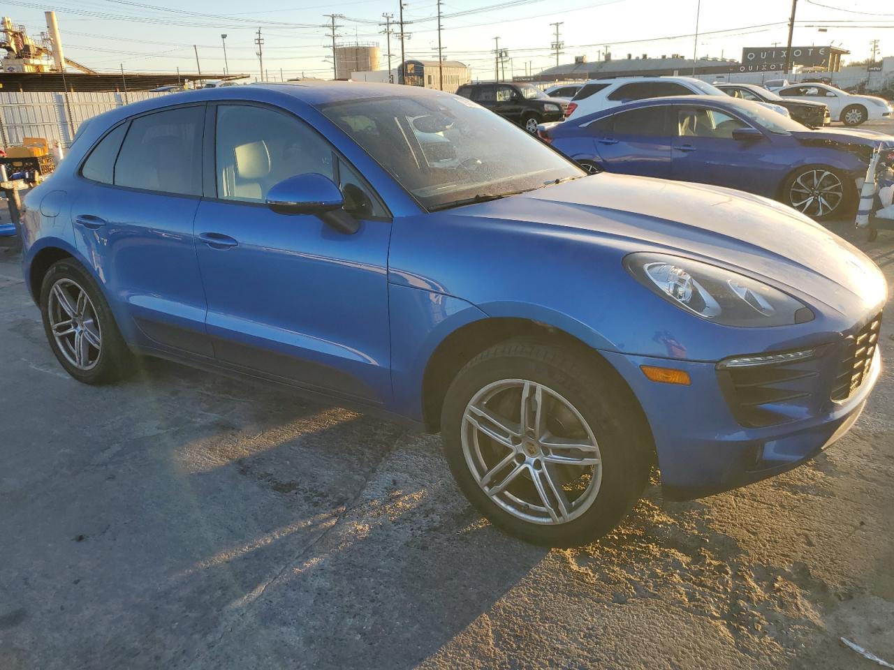 VIN WP1AA2A5XHLB81656 2017 PORSCHE MACAN no.4