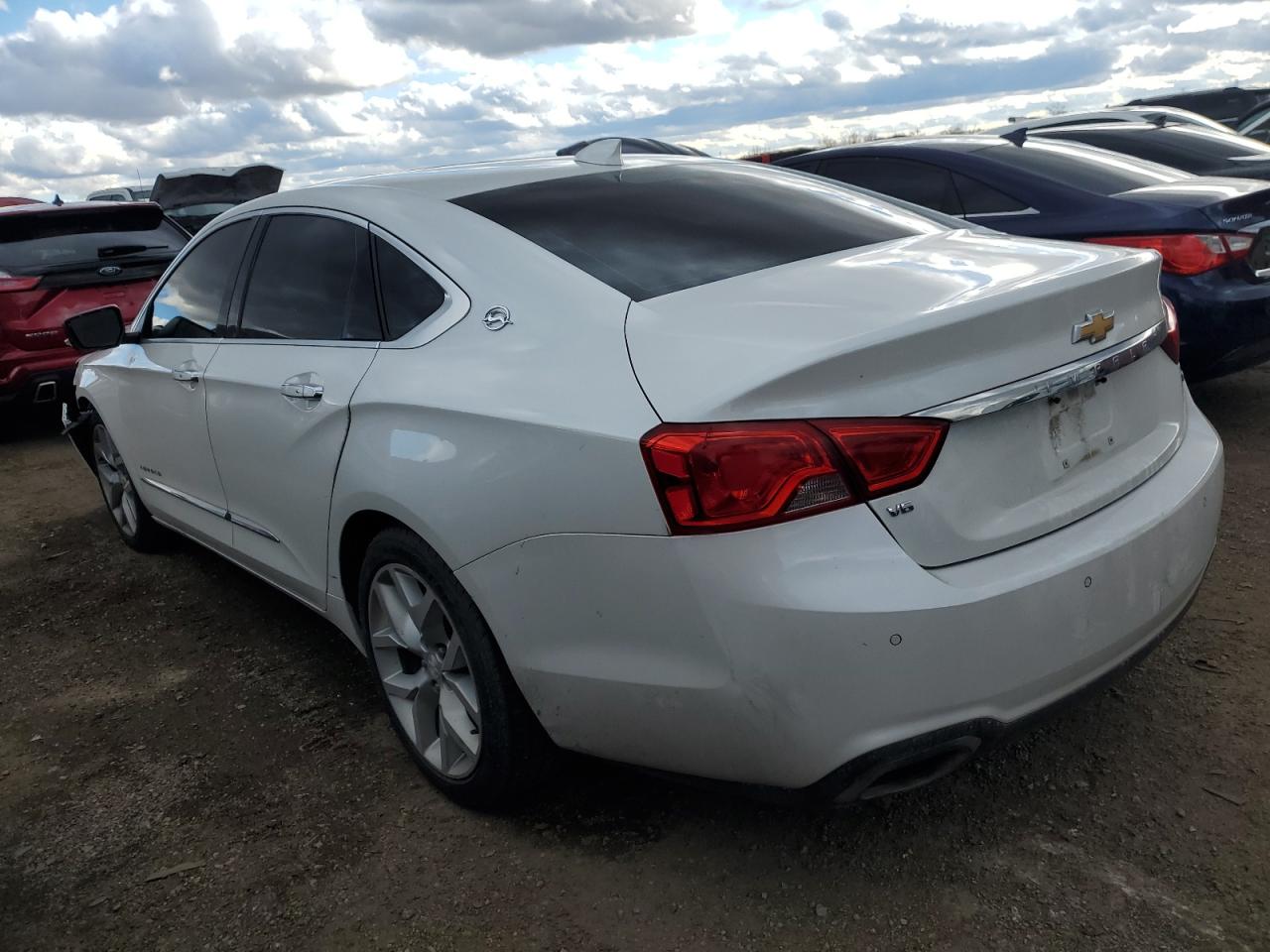 2015 Chevrolet Impala - Image 2