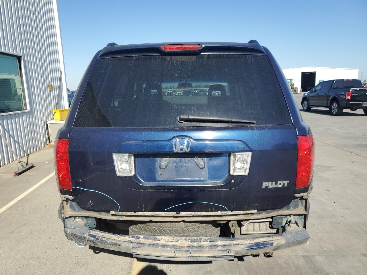 2004 Honda Pilot Exl VIN: 2HKYF18784H540990 Lot: 79872524