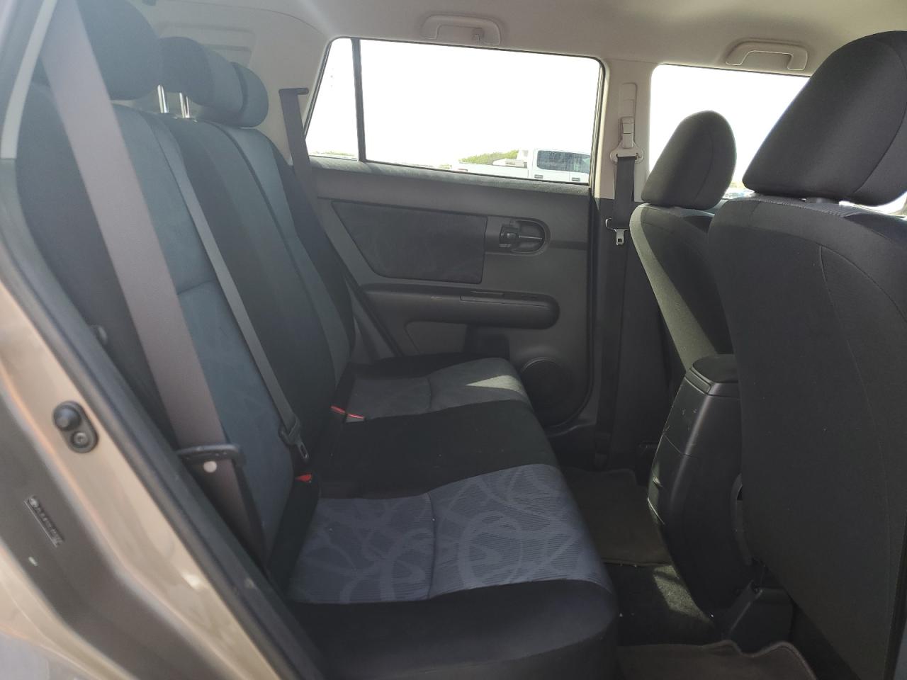 2012 Scion xB - Image 10