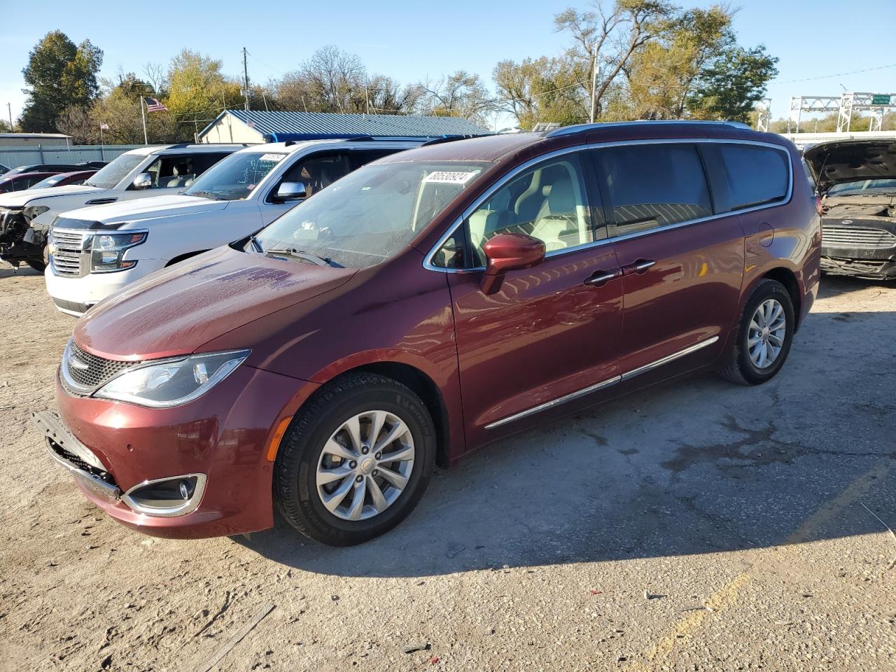 2019 Chrysler Pacifica - Image 1