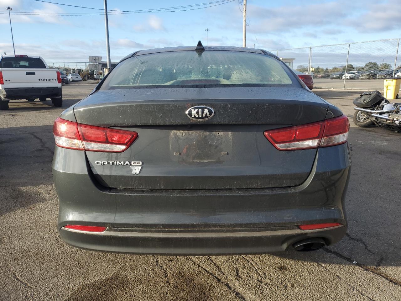 2016 Kia Optima Lx VIN: KNAGT4L35G5084202 Lot: 79004294